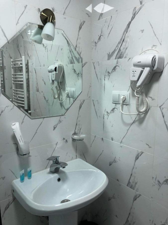 סינגאני Hotel Martinichi מראה חיצוני תמונה